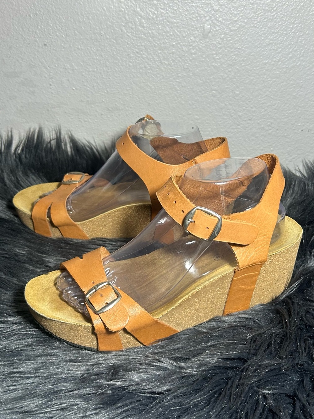 Eric Michael Whitney Tan Leather Adjustable Buckle Sandals Sz EU40/